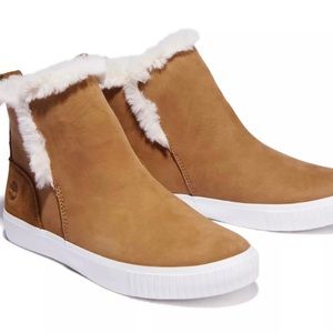 Excellent Condition Women's Timberland Skyla Bay Pull-on Boots.